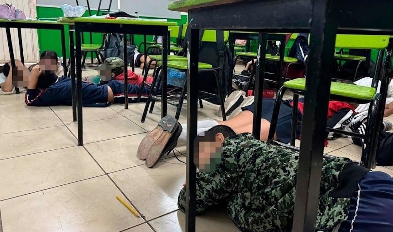 Niños de Sinaloa viven terror por balacera cerca de su escuela | Eme equis